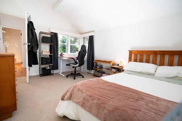 Photo of property in 13 Leveson Street, Strathmore Park, Wellington, 6022