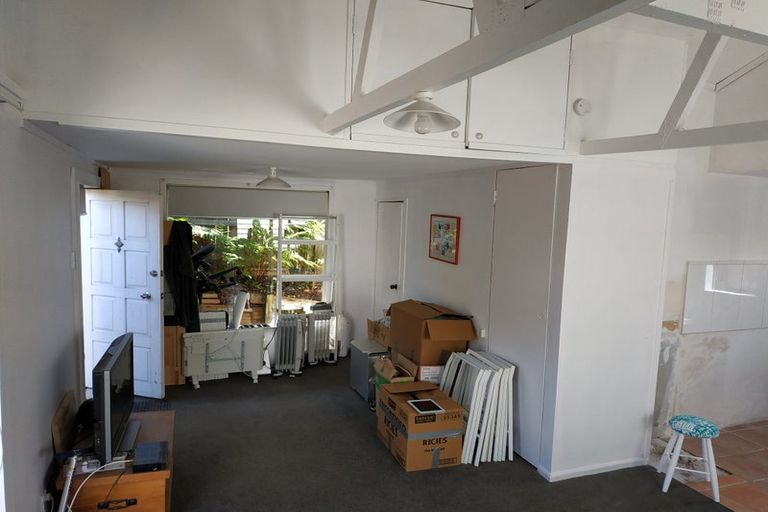 Photo of property in 66a Woodglen Road, Glen Eden, Auckland, 0602