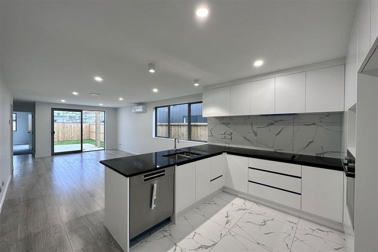 Photo of property in 13 Fredrick Hanson Road, Papakura, 2110