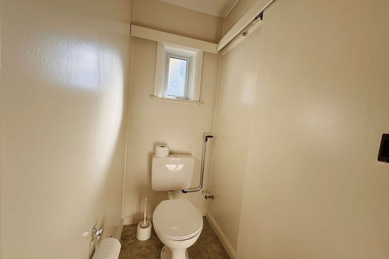 Photo of property in 5 Albert Street, Palmerston North, 4414