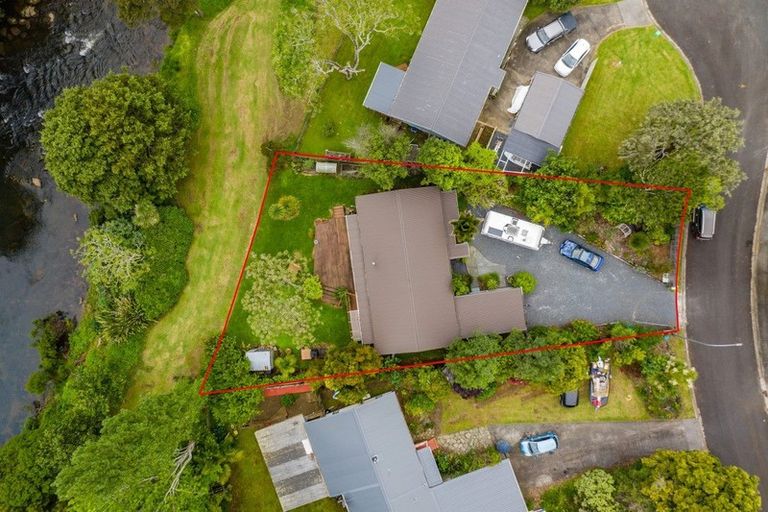 Photo of property in 6 Tuatahi Place, Kerikeri, 0230
