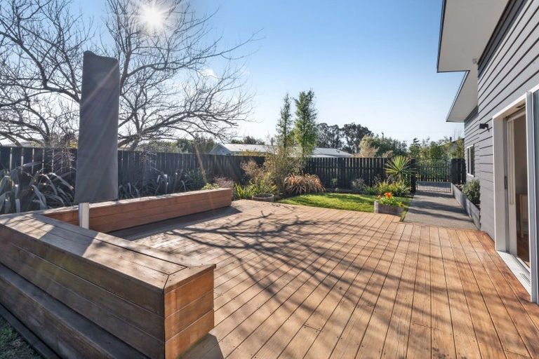 Photo of property in 16a Malcolm Street, Martinborough, 5711