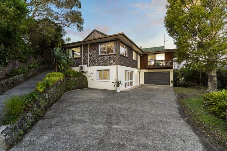 Photo of property in 50 Hadfield Street, Beach Haven, Auckland, 0626