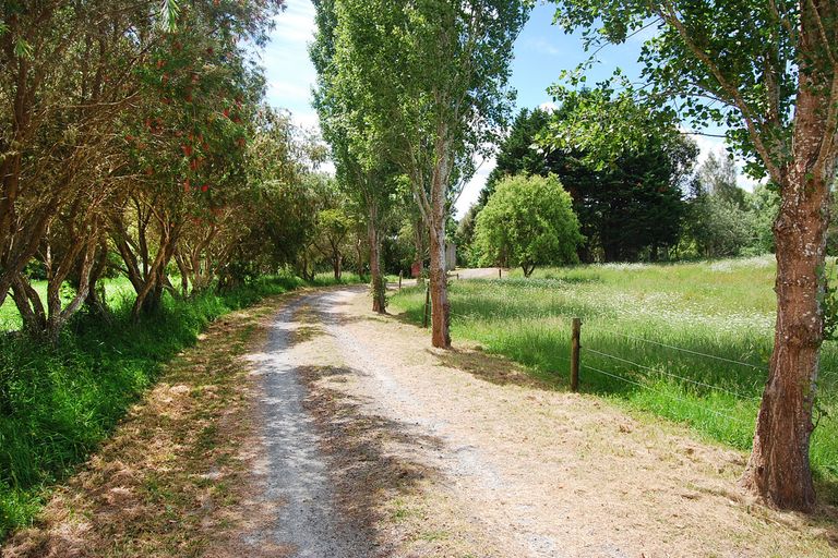 Photo of property in 1182 Oneriri Road, Kaiwaka, 0573