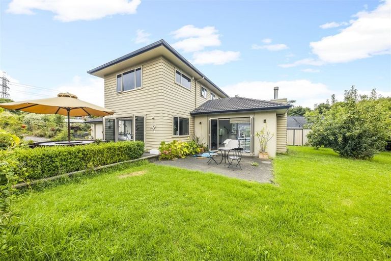 Photo of property in 28a Wairere Road, The Gardens, Auckland, 2105