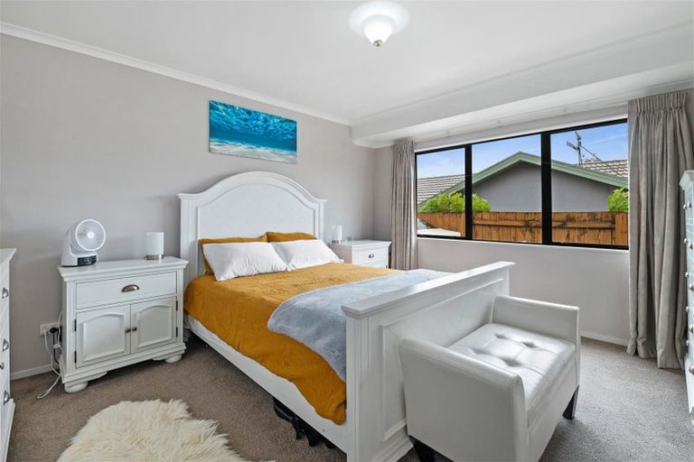 Photo of property in 4 Mccahon Drive, Pukehangi, Rotorua, 3015