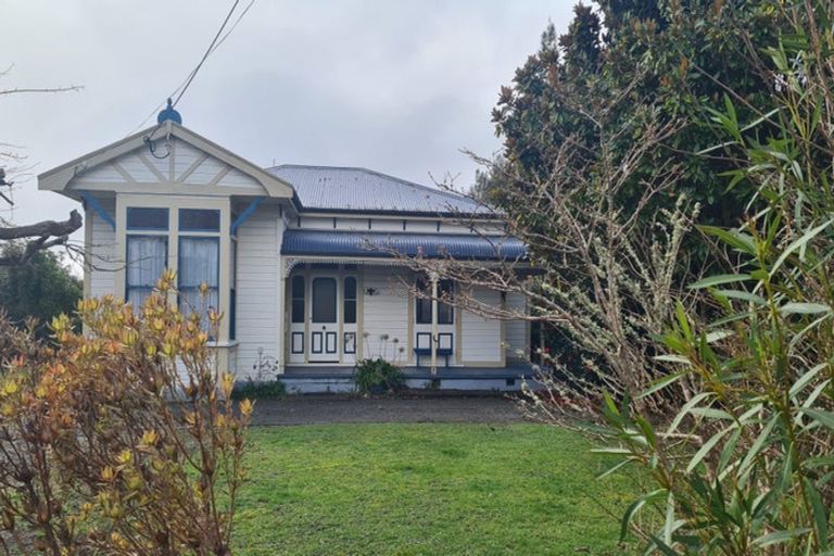 Photo of property in 27 Wood Street, Greytown, 5712