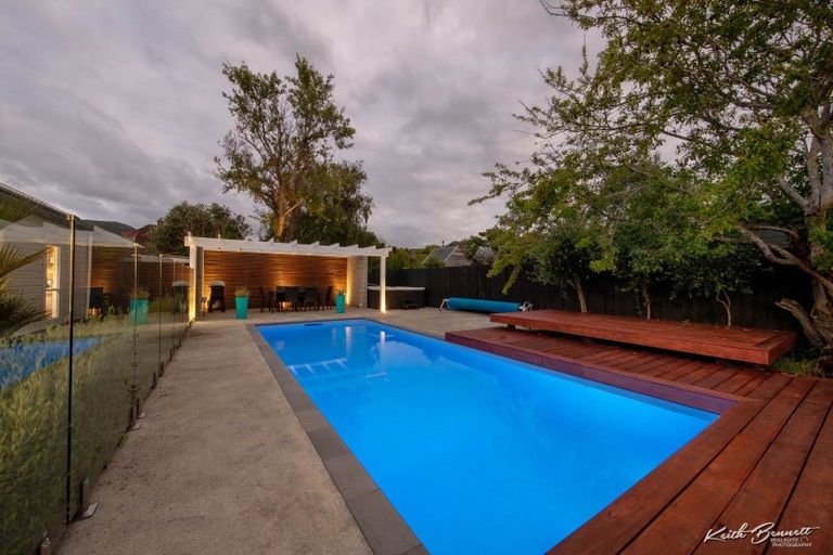 Photo of property in 4 Hautana Square, Woburn, Lower Hutt, 5010