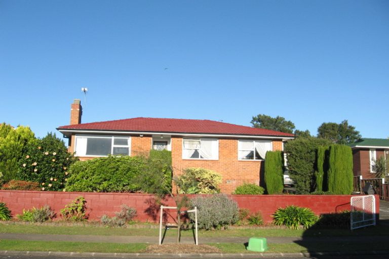 Photo of property in 43 Winsford Street, Manurewa, Auckland, 2102
