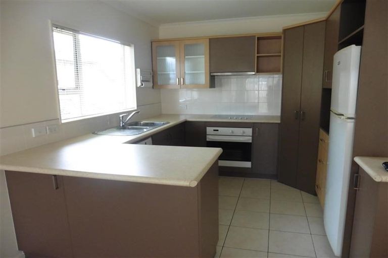 Photo of property in Parkvale Estate, 1232/5 Howard Street, Parkvale, Hastings, 4122