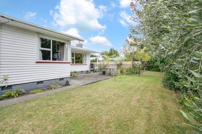 Photo of property in 10 Totara Street, Taradale, Napier, 4112