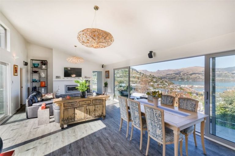 Photo of property in 22 Cornwall Road, Lyttelton, 8082