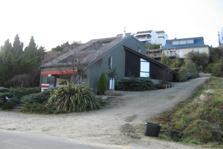 Photo of property in 61 Lakeside Road, Wanaka, 9305