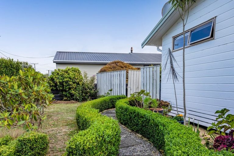Photo of property in 7 Karaka Street, Hawera, 4610
