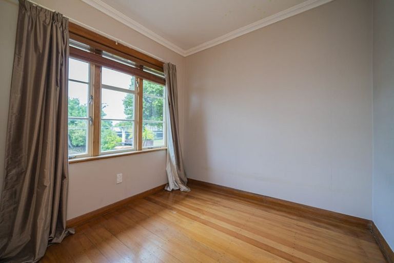 Photo of property in 351 Ruahine Street, Terrace End, Palmerston North, 4410