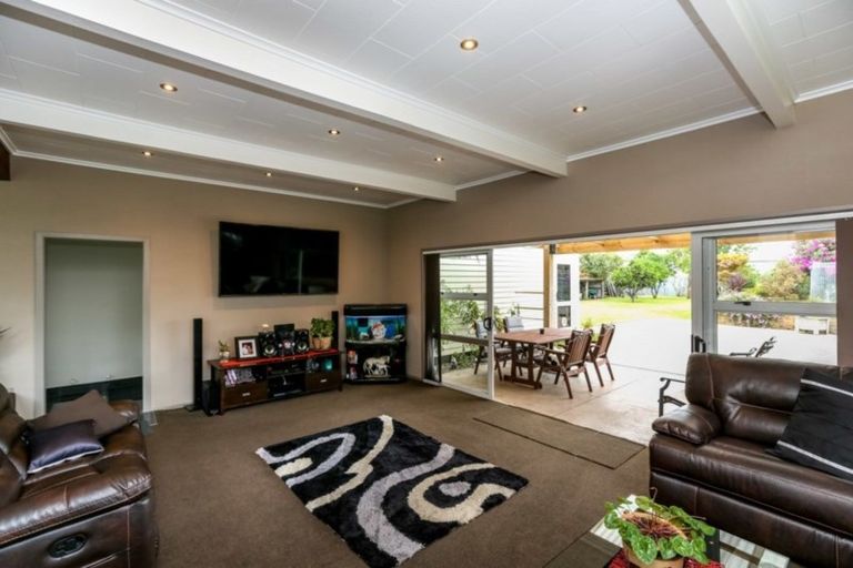 Photo of property in 172 Richmond Road, Lepperton, New Plymouth, 4373