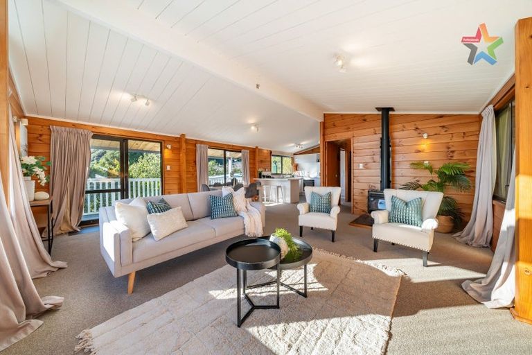 Photo of property in 213a Whites Line East, Waiwhetu, Lower Hutt, 5010