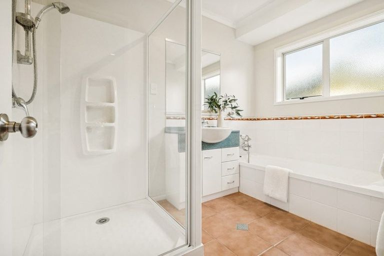 Photo of property in 26 Greig Place, Pukekohe, 2120