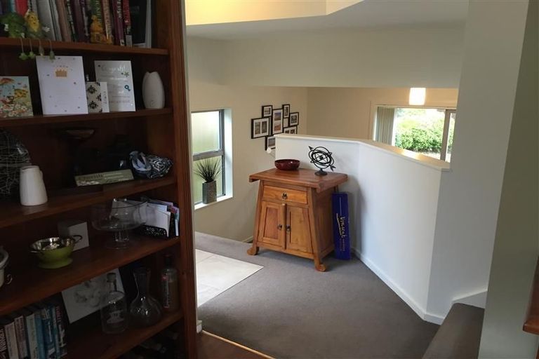 Photo of property in 6a Mills Road, Brooklyn, Wellington, 6021