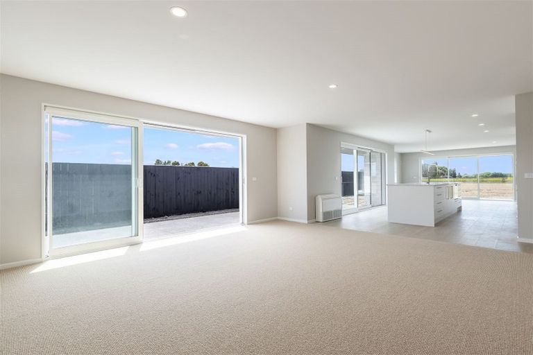 Photo of property in 14 Whitehall Drive, Springlands, Blenheim, 7201