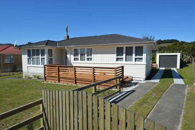 Photo of property in 42 Roslyn Street, Taumarunui, 3920
