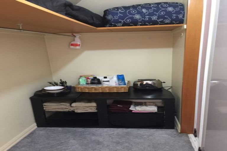 Photo of property in 52 Blue Gum Place, New Brighton, Christchurch, 8083