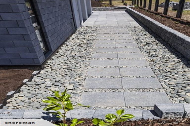 Photo of property in 16 Stace Hopper Drive, One Tree Point, 0118