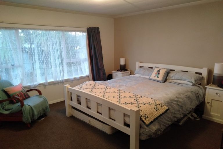 Photo of property in 255 Weston Road, Mairehau, Christchurch, 8052