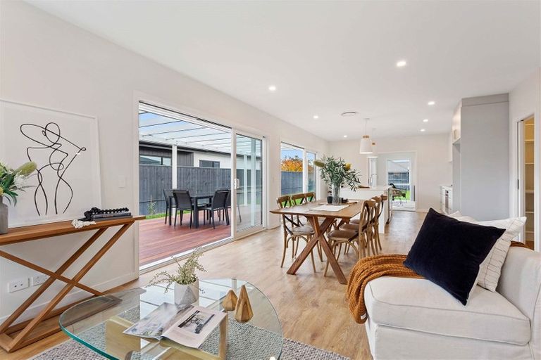 Photo of property in 29 Valour Drive, Rangiora, 7400