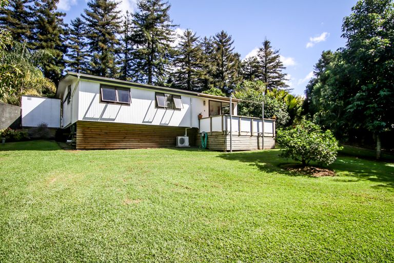 Photo of property in 45 Wiroa Road, Kerikeri, 0293