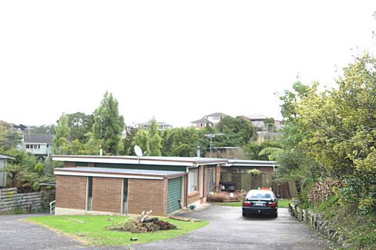 Photo of property in 2/17 Haseler Crescent, Howick, Auckland, 2014