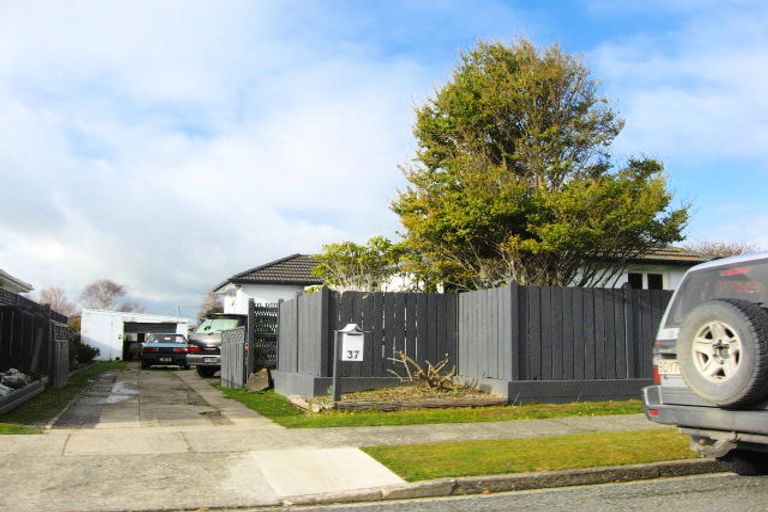 Photo of property in 37 Kowhai Avenue, Hargest, Invercargill, 9810