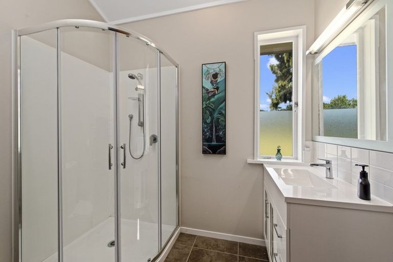 Photo of property in 1a Dysart Lane, Kumeu, 0891