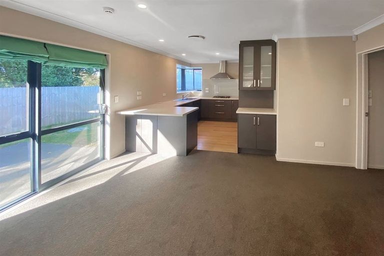 Photo of property in 2/2 Gates Lane, Woolston, Christchurch, 8023