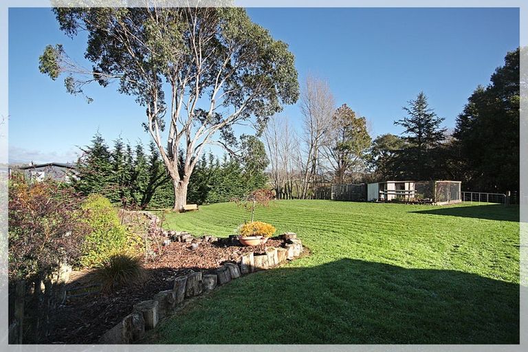 Photo of property in 115 Muhunoa West Road, Ohau, Levin, 5570