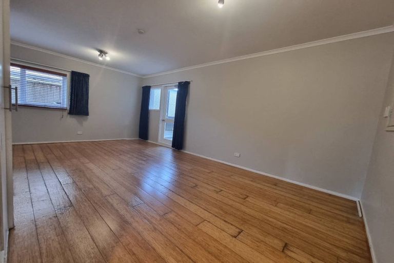 Photo of property in 4 King Richard Place, Browns Bay, Auckland, 0630