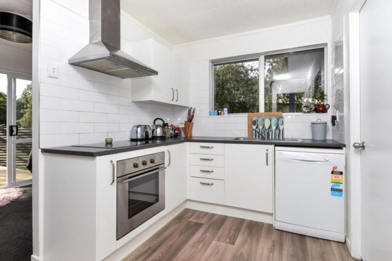 Photo of property in 35 Purcell Place, Melville, Hamilton, 3206