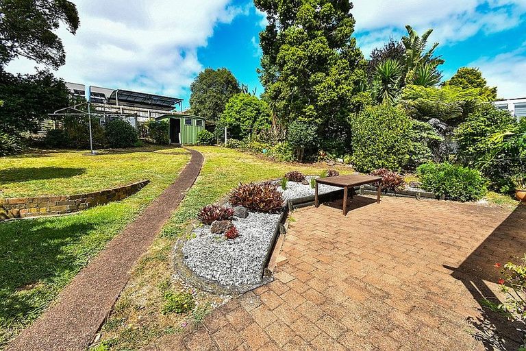 Photo of property in 8 Hamlet Place, Pukekohe, 2120