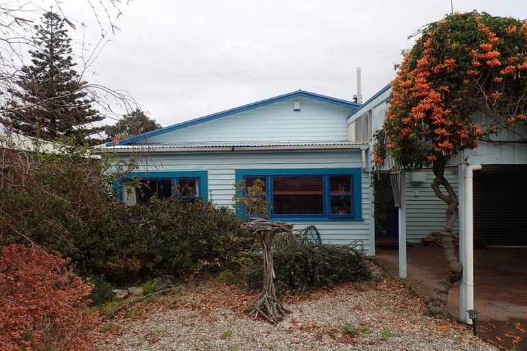 Photo of property in 18 Selwyn Road, Hospital Hill, Napier, 4110