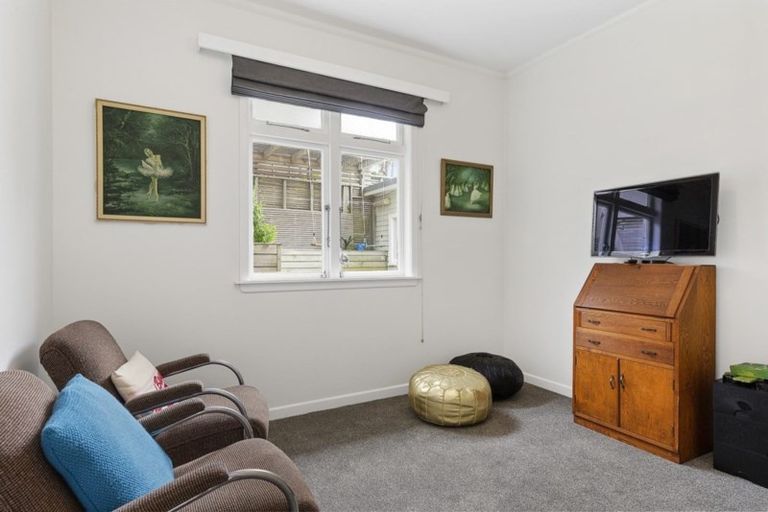 Photo of property in 26 Brighton Street, Island Bay, Wellington, 6023