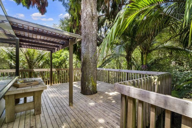 Photo of property in 2/128 Manuka Road, Bayview, Auckland, 0629