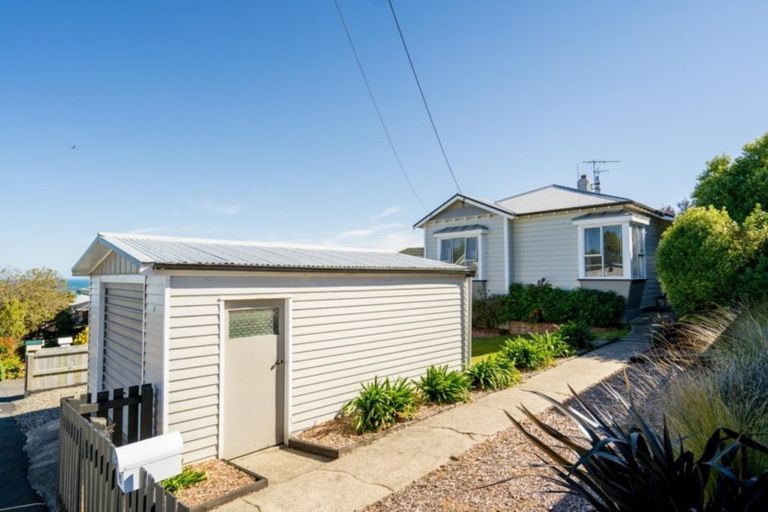 Photo of property in 15 Oakland Street, Andersons Bay, Dunedin, 9013