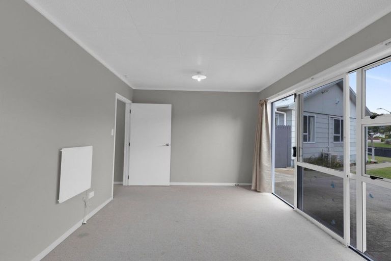 Photo of property in 1 Augustus Earle Place, Pukehangi, Rotorua, 3015