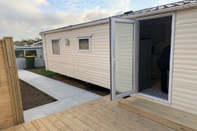 Photo of property in 36 Hamilton Drive, Waiuku, 2123