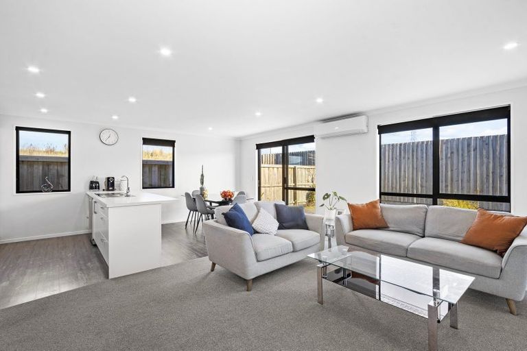 Photo of property in 15 Eric Melrose Lane, Halswell, Christchurch, 8025