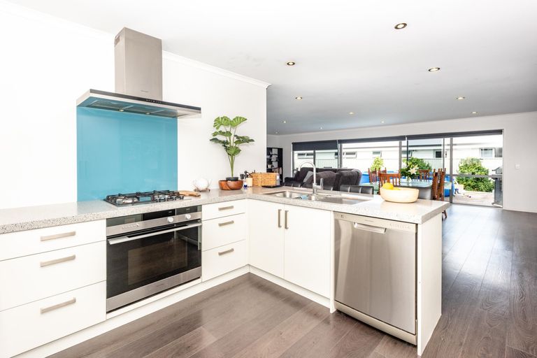 Photo of property in 50 Sterling Park, Lytton West, Gisborne, 4010