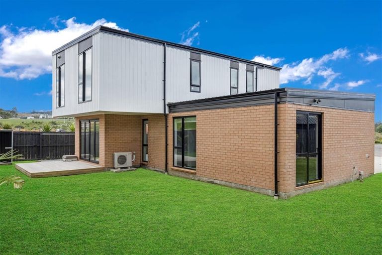 Photo of property in 19 Waipuke Street, Pokeno, 2472