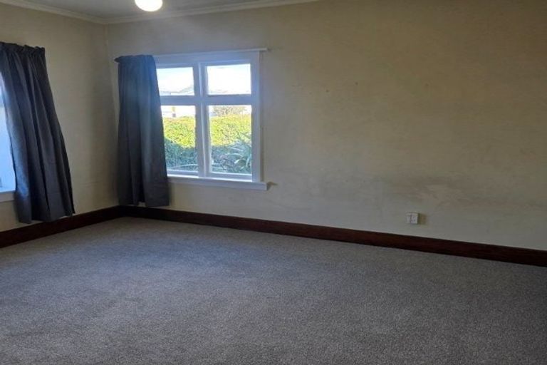 Photo of property in 32 Tower Street, Hornby, Christchurch, 8042