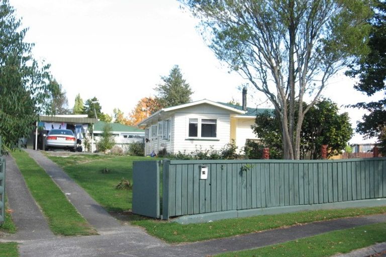 Photo of property in 14 Arran Place, Tokoroa, 3420
