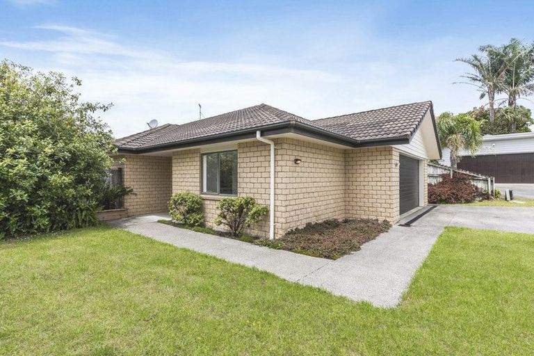 Photo of property in 36 Ranchod Terrace, Pukekohe, 2120